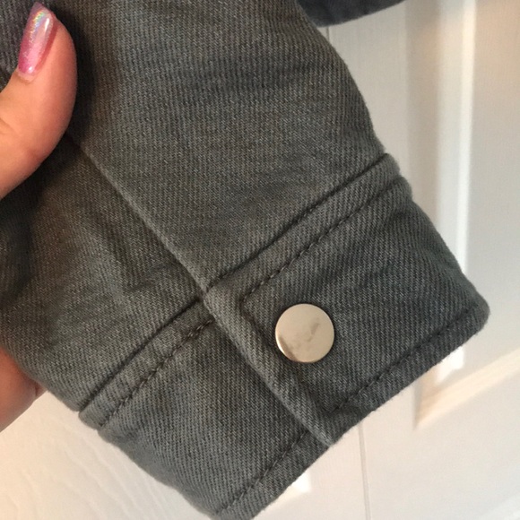 Loft Jacket - Picture 4 of 5